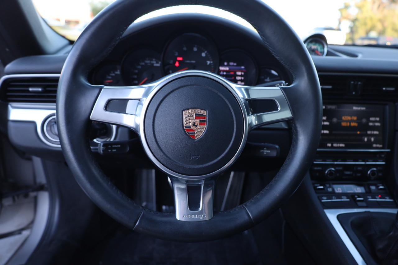 Porsche 911 Carrera Coupe 2013