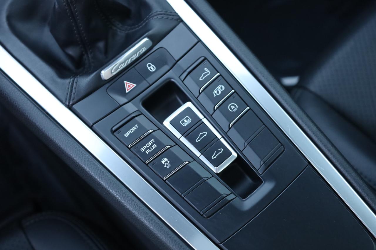 Porsche 911 Carrera Coupe 2013