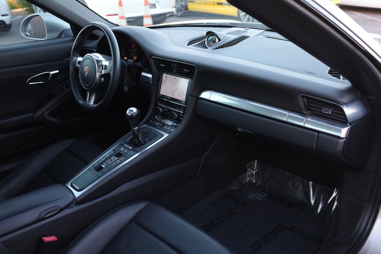Porsche 911 Carrera Coupe 2013