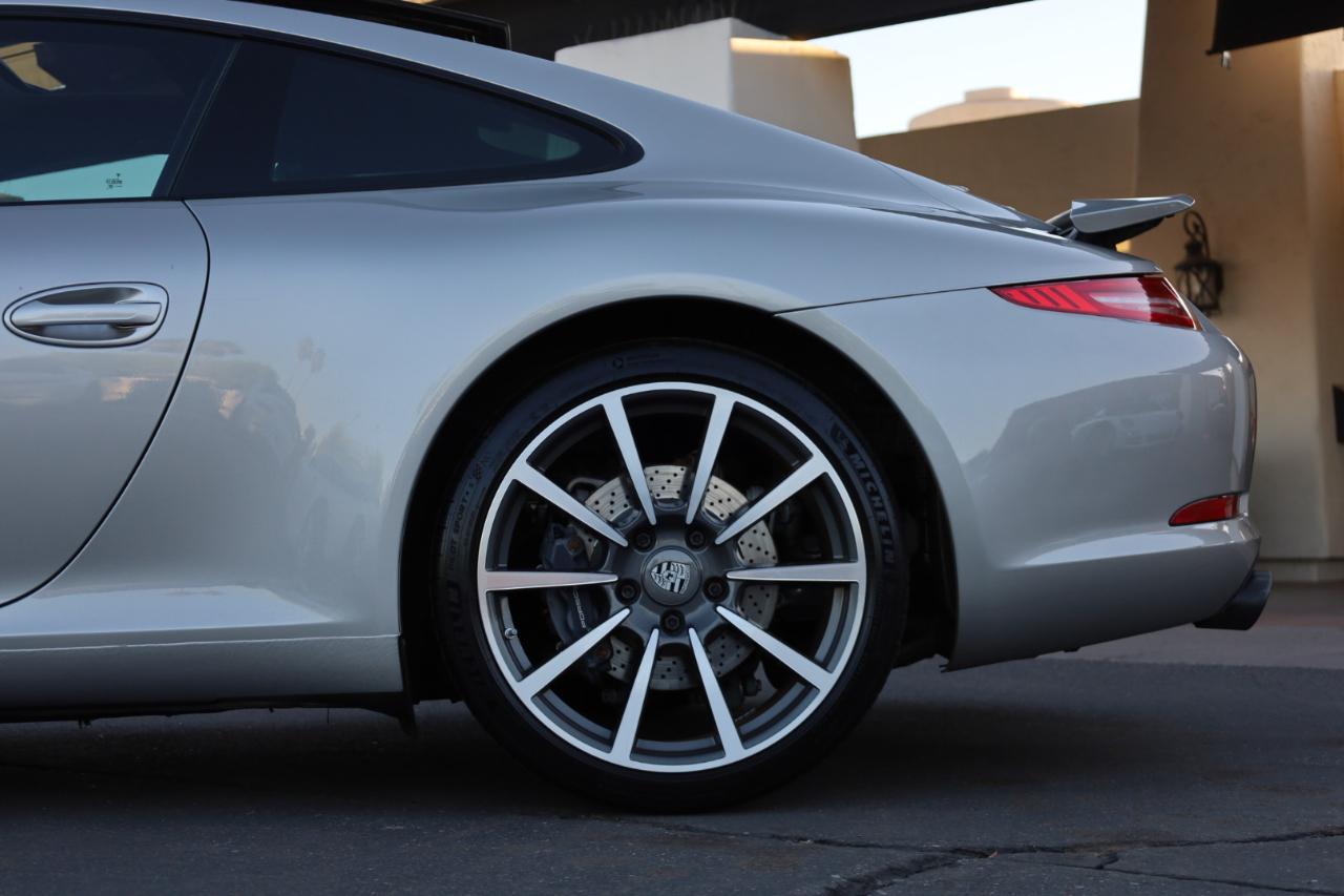 Porsche 911 Carrera Coupe 2013