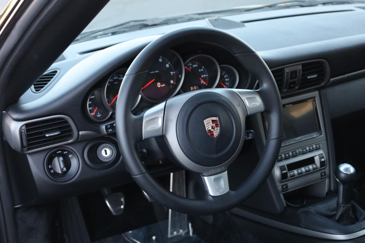 Porsche 911 Carrera 2007
