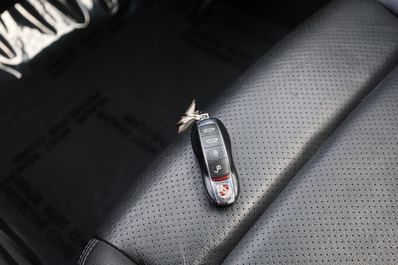 Porsche Cayman S 2014