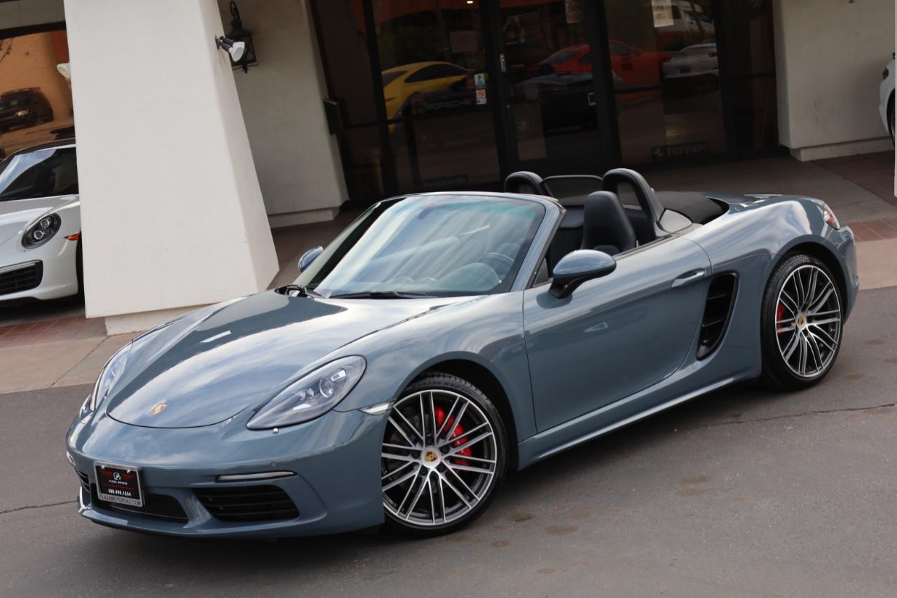 Porsche 718 Boxster S 2017