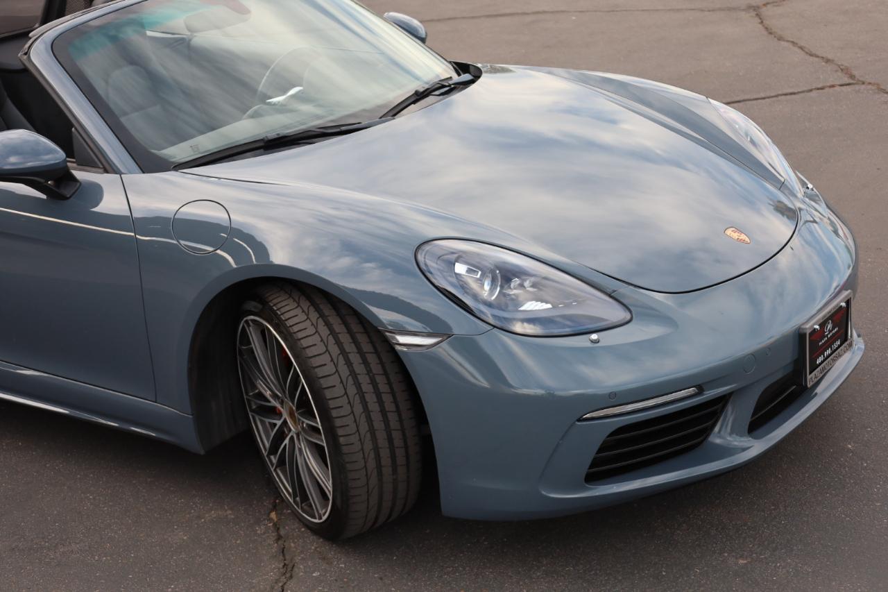 Porsche 718 Boxster S 2017