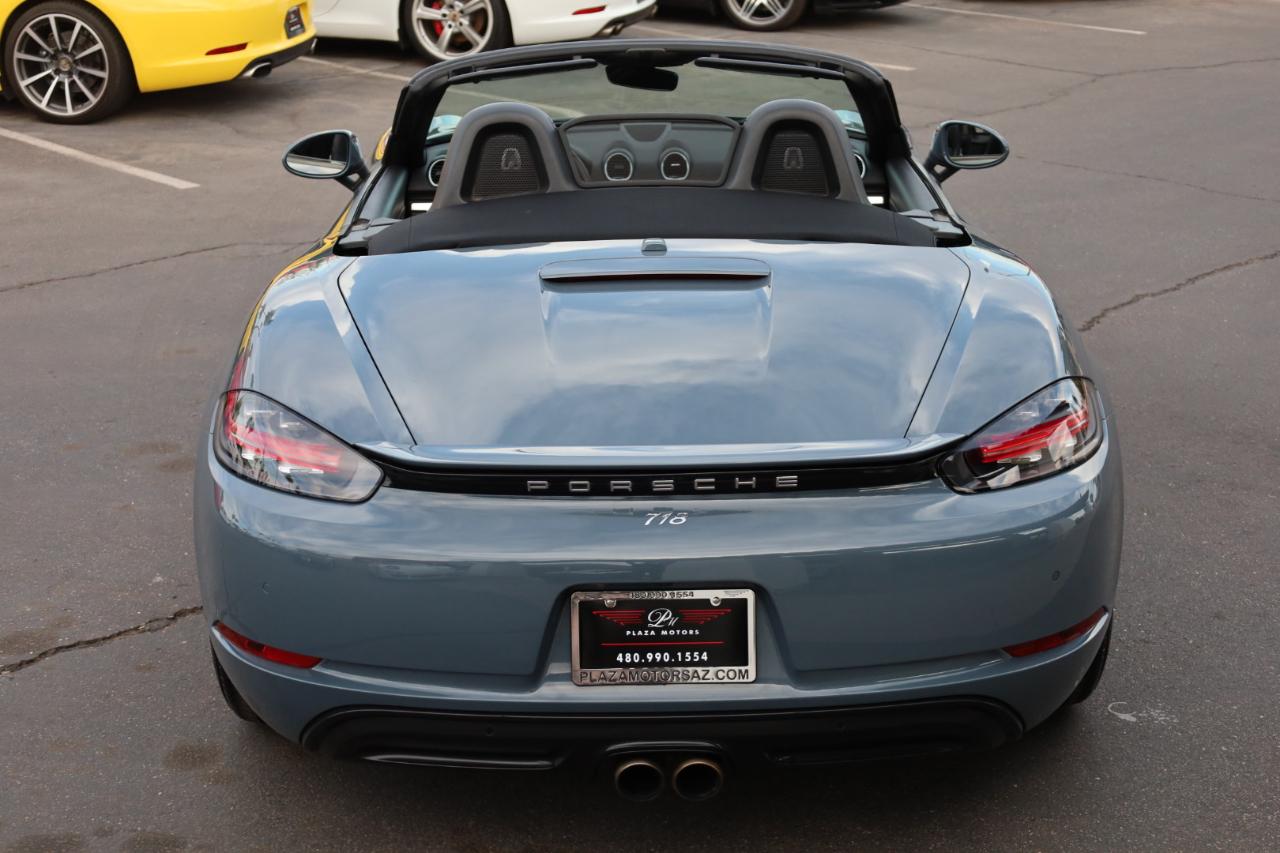 Porsche 718 Boxster S 2017