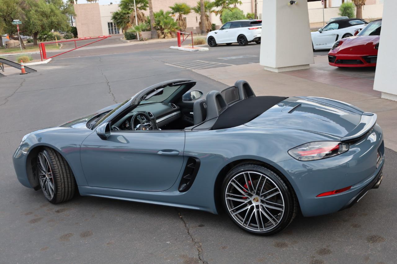 Porsche 718 Boxster S 2017