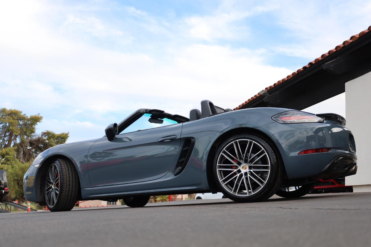 Porsche 718 Boxster S 2017