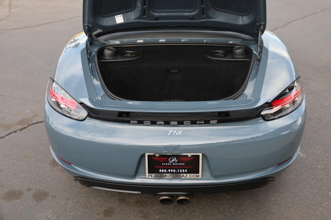 Porsche 718 Boxster S 2017