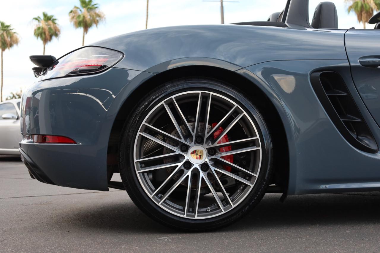 Porsche 718 Boxster S 2017