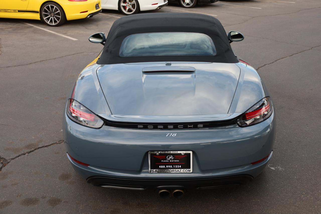 Porsche 718 Boxster S 2017