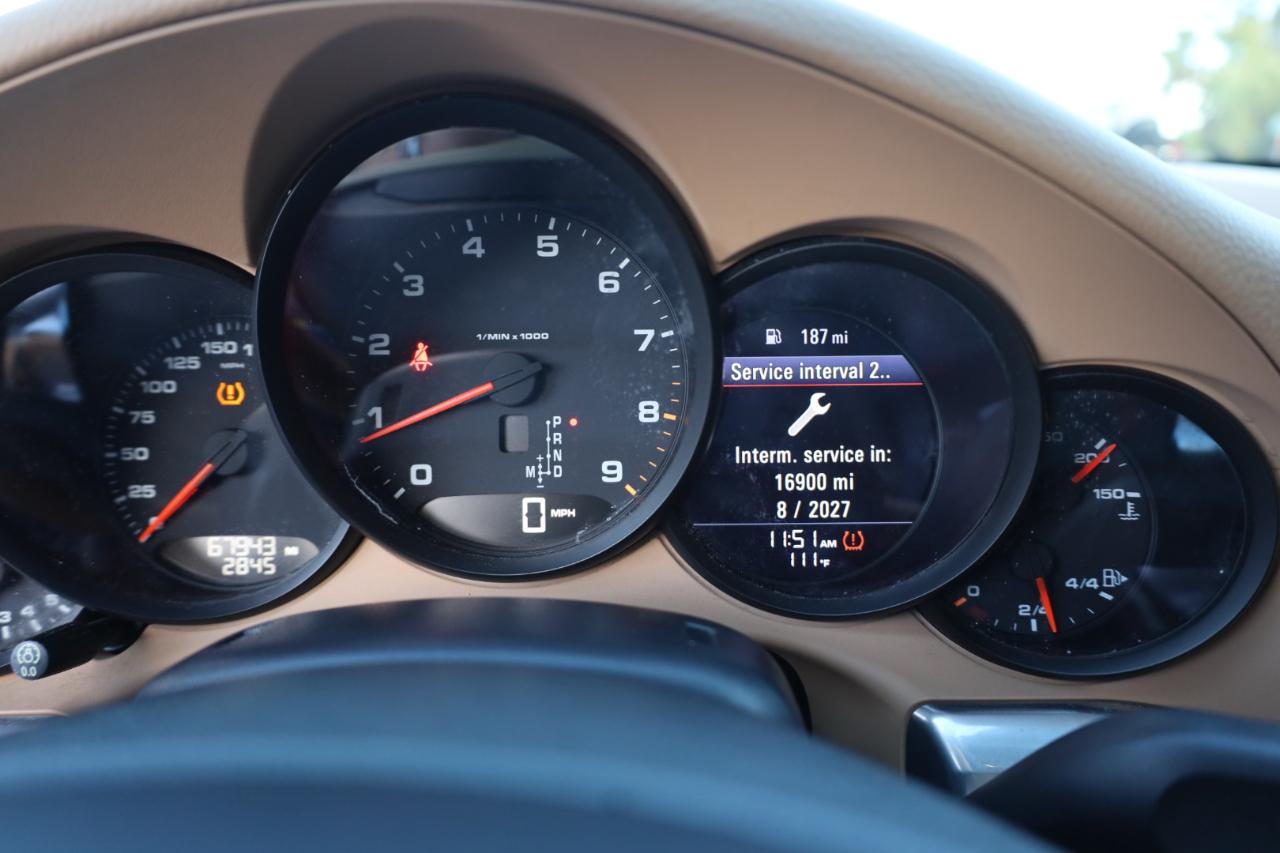 Porsche 911 2dr Coupe Carrera 2013