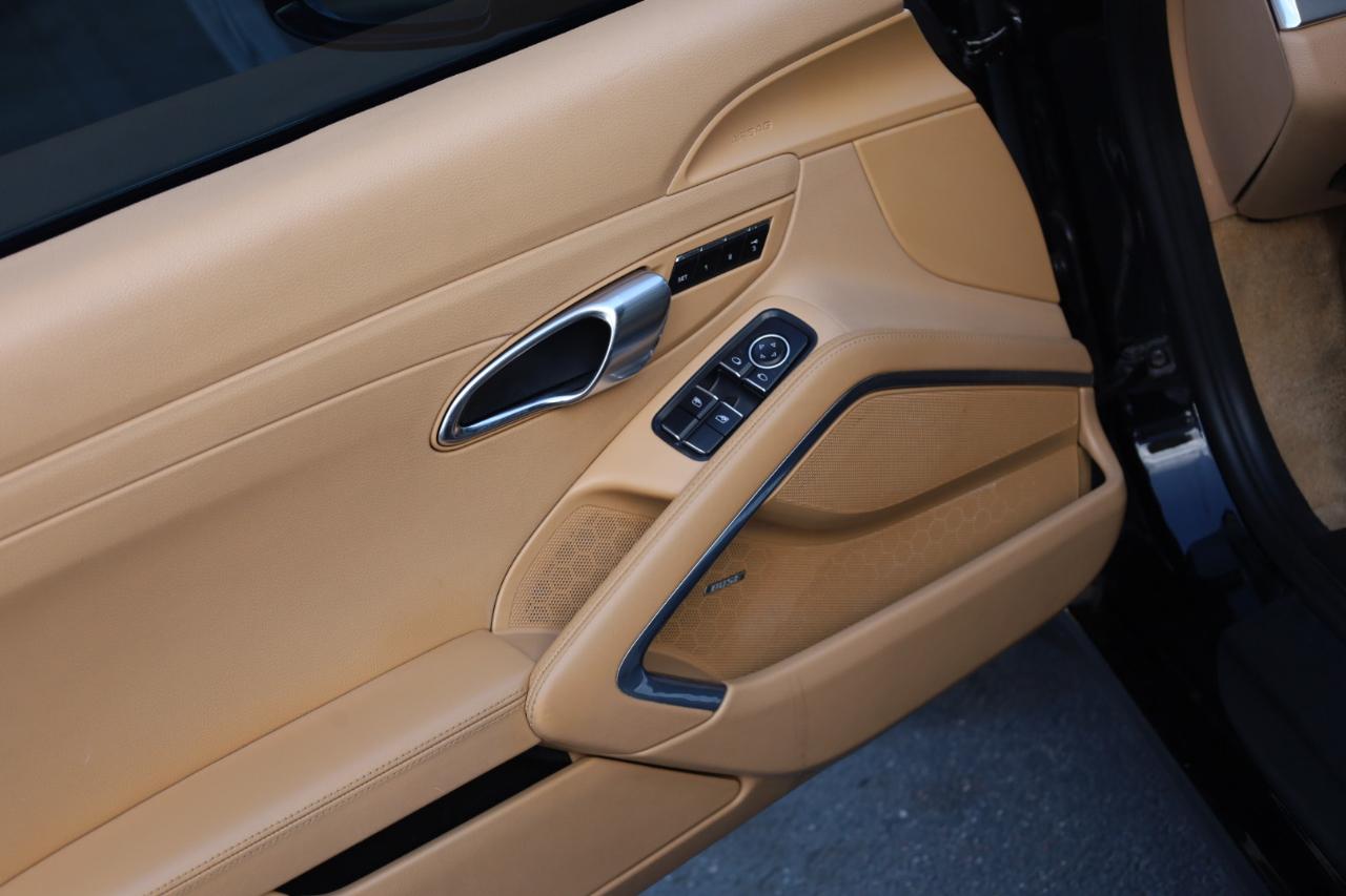 Porsche 911 2dr Coupe Carrera 2013