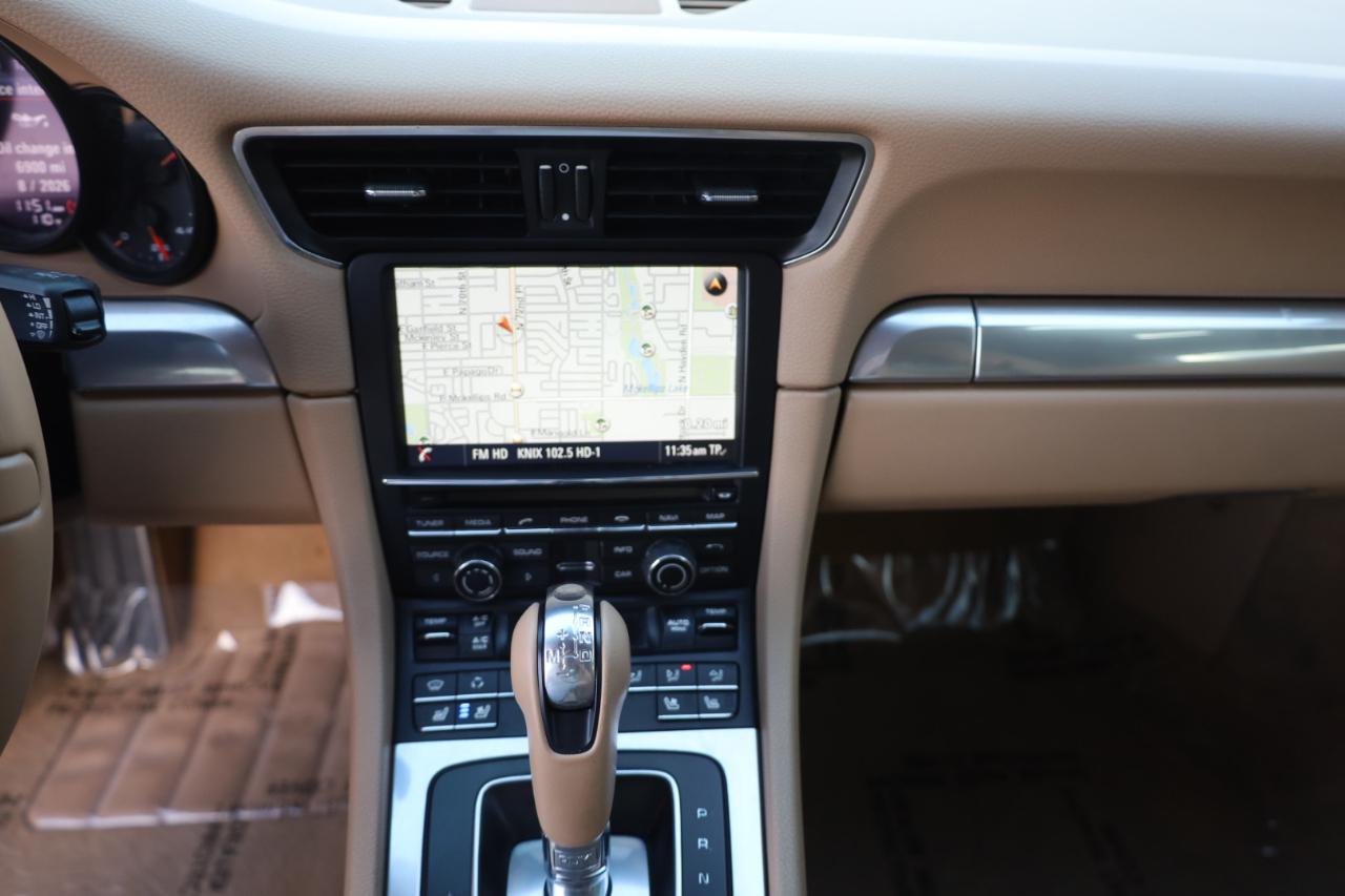 Porsche 911 2dr Coupe Carrera 2013