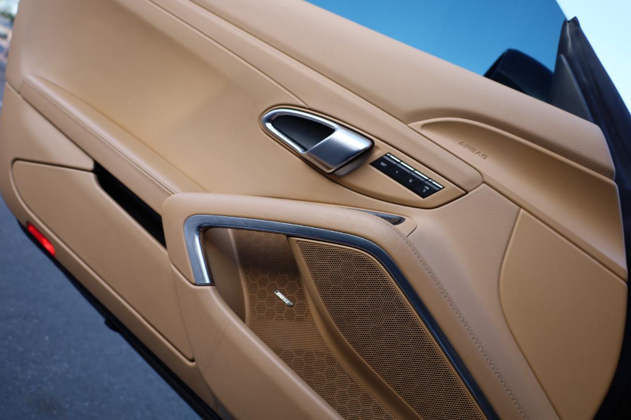 Porsche 911 2dr Coupe Carrera 2013