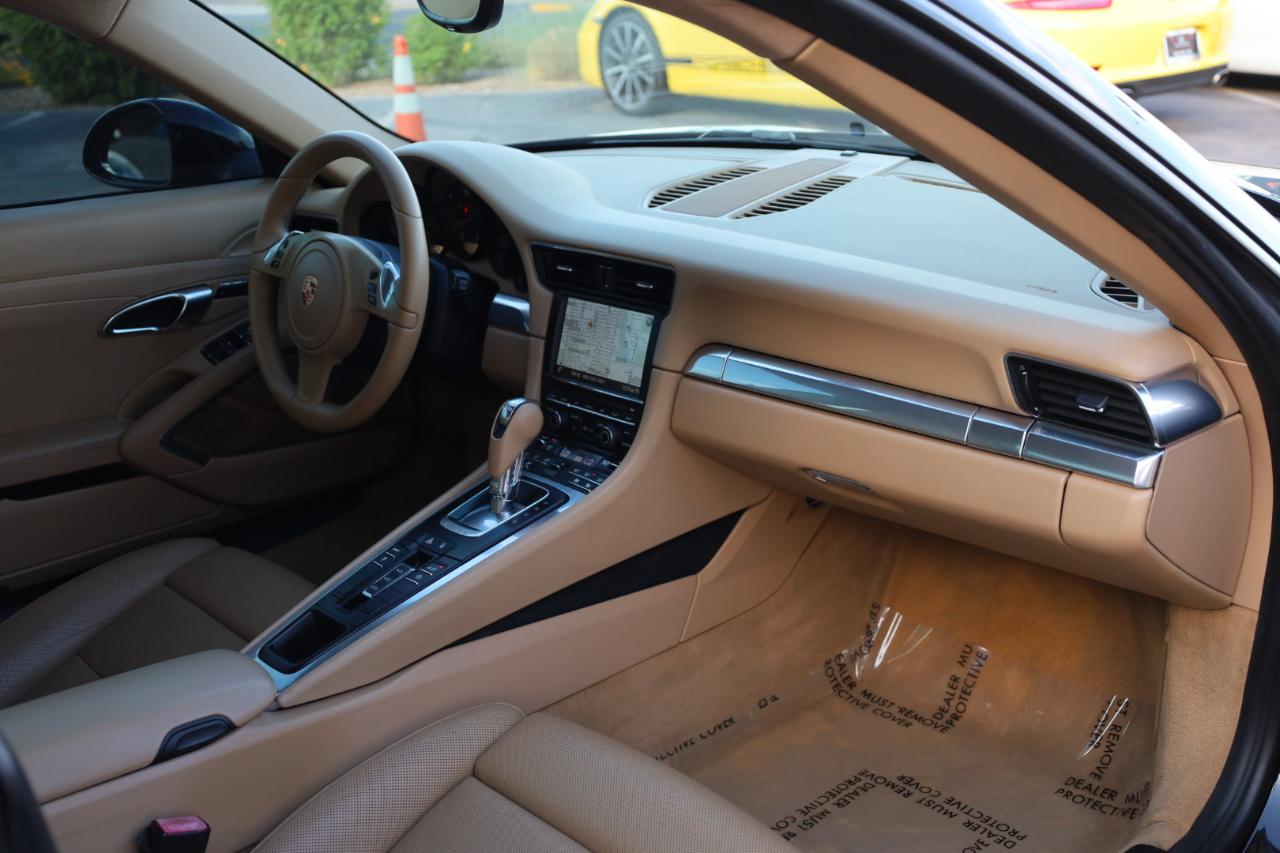 Porsche 911 2dr Coupe Carrera 2013