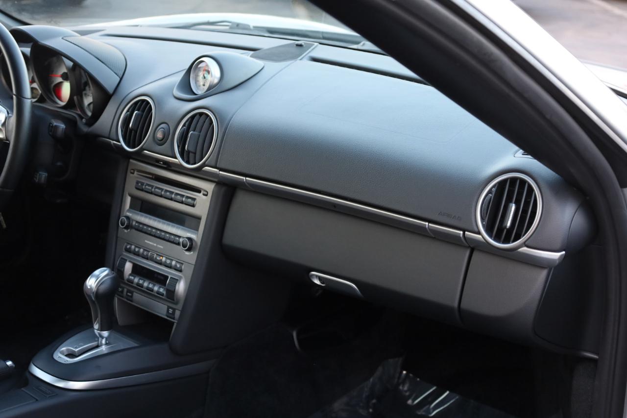 Porsche Cayman S 2006