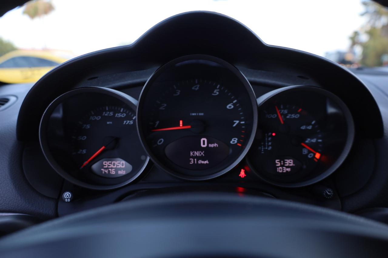 Porsche Cayman Base 2011