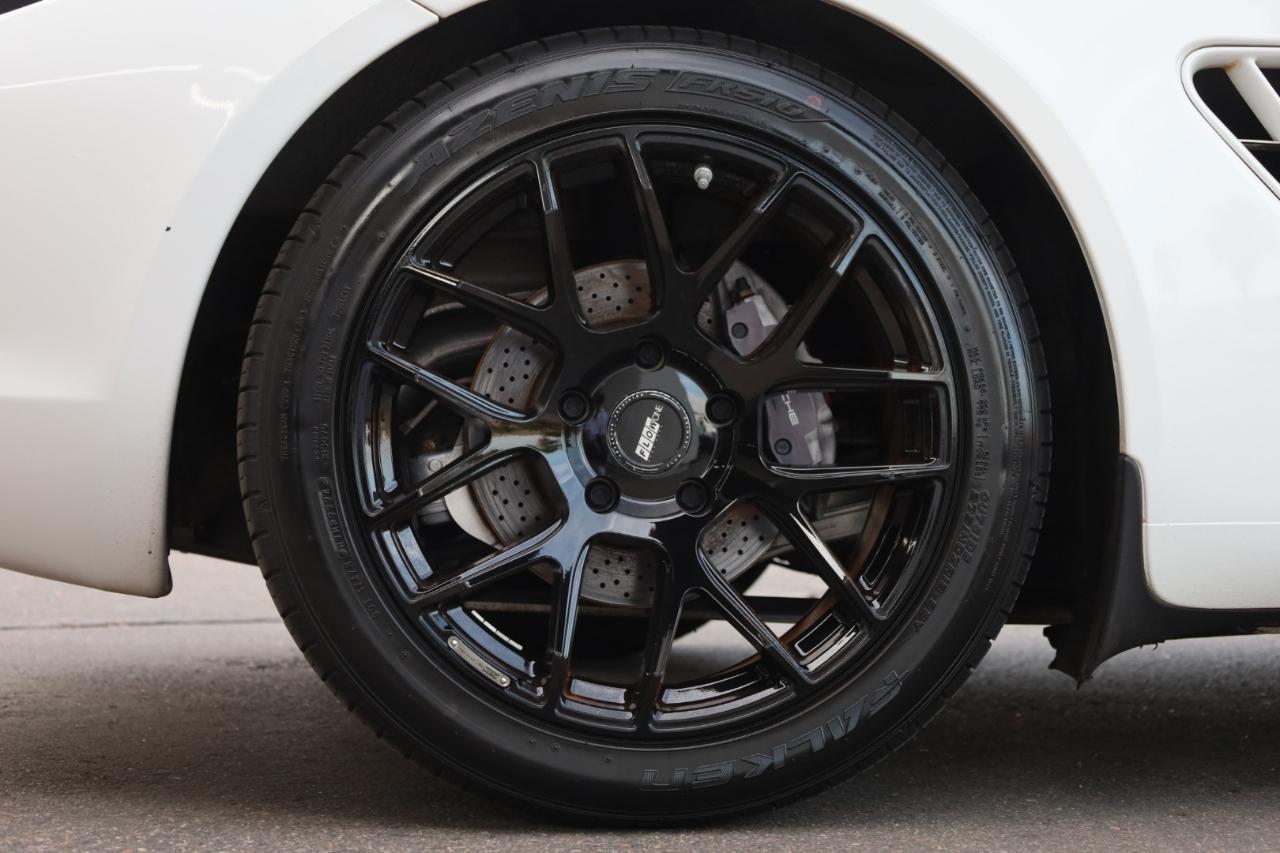 Porsche Cayman Base 2011