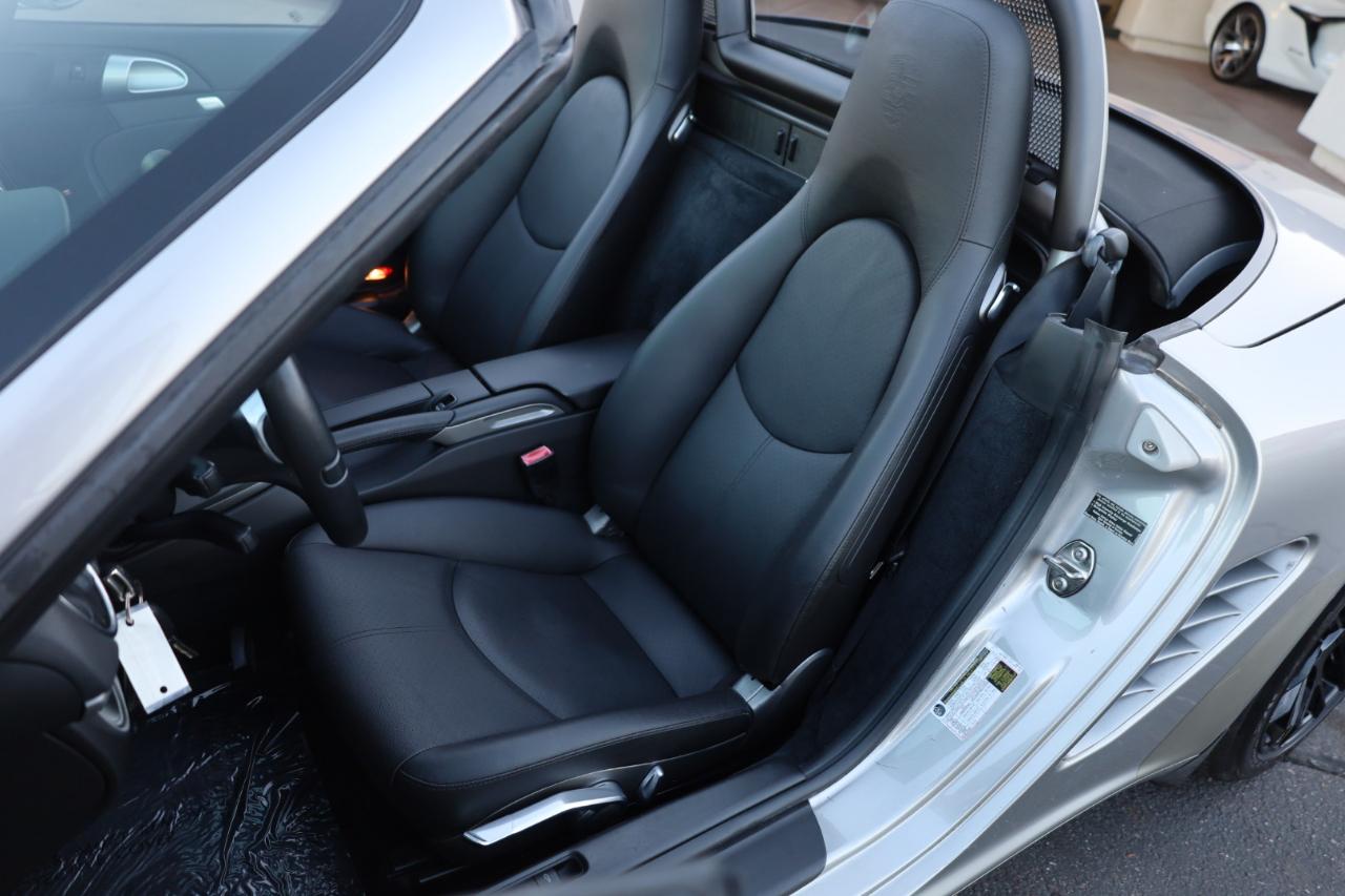Porsche Boxster Base 2011