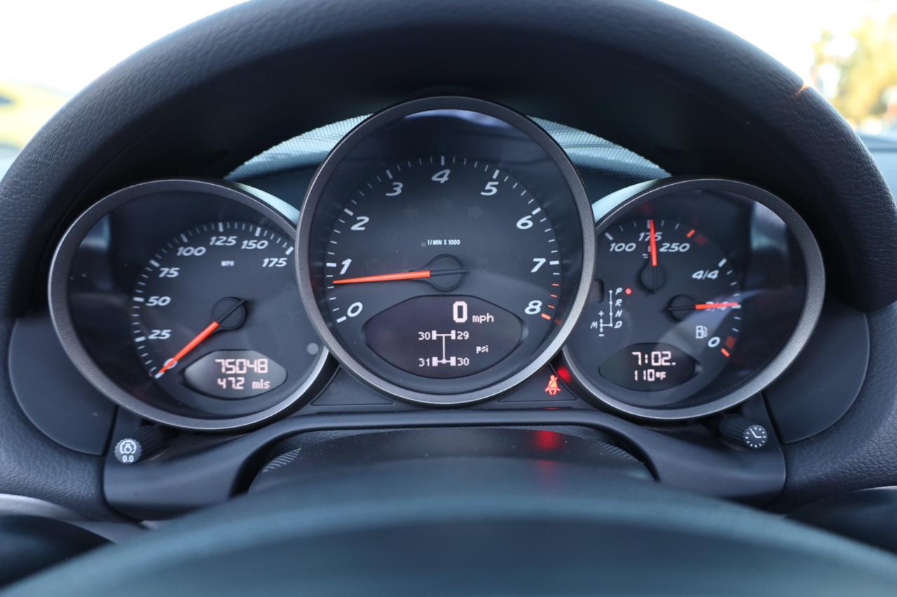 Porsche Boxster Base 2011