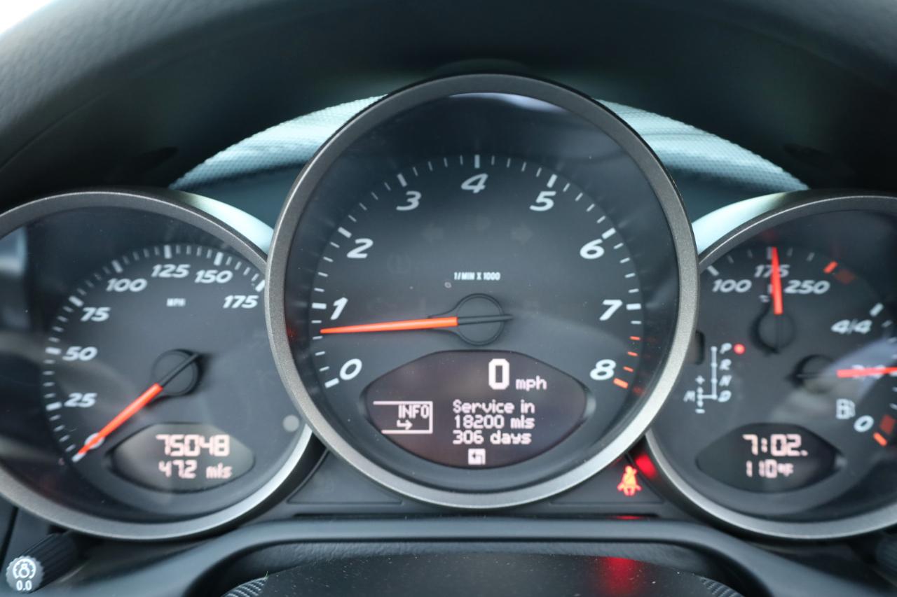Porsche Boxster Base 2011