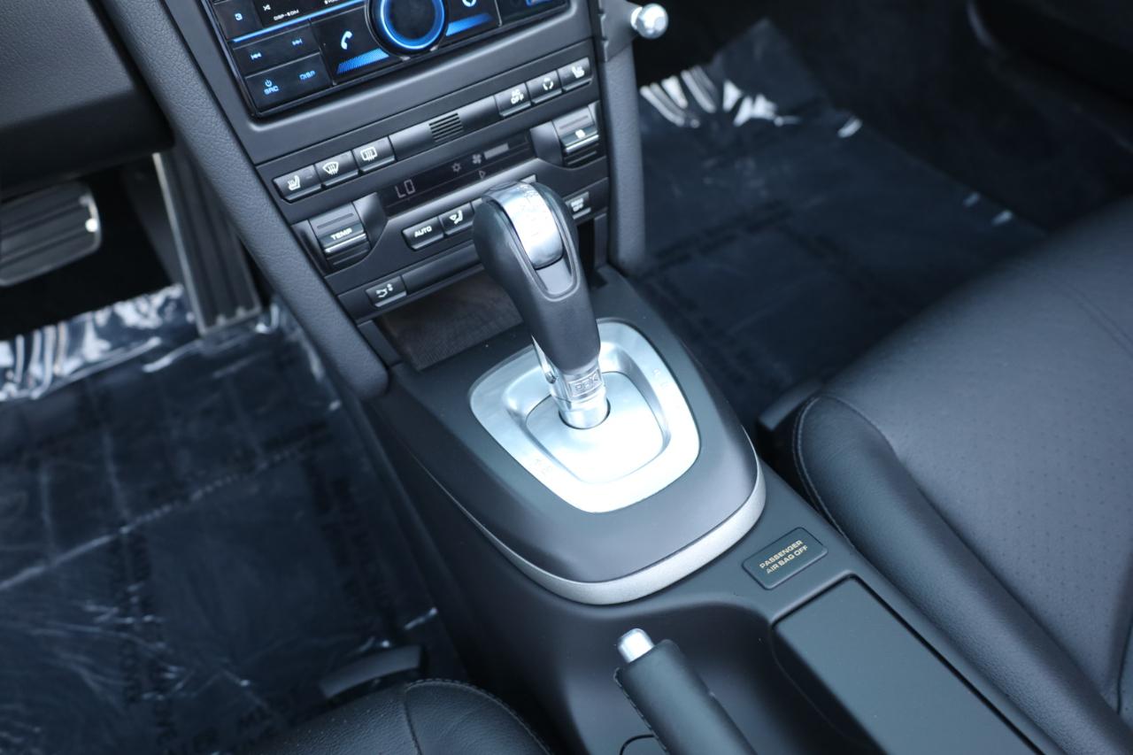 Porsche Boxster Base 2011