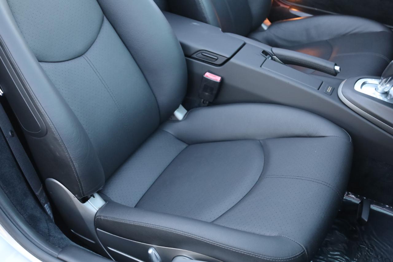 Porsche Boxster Base 2011