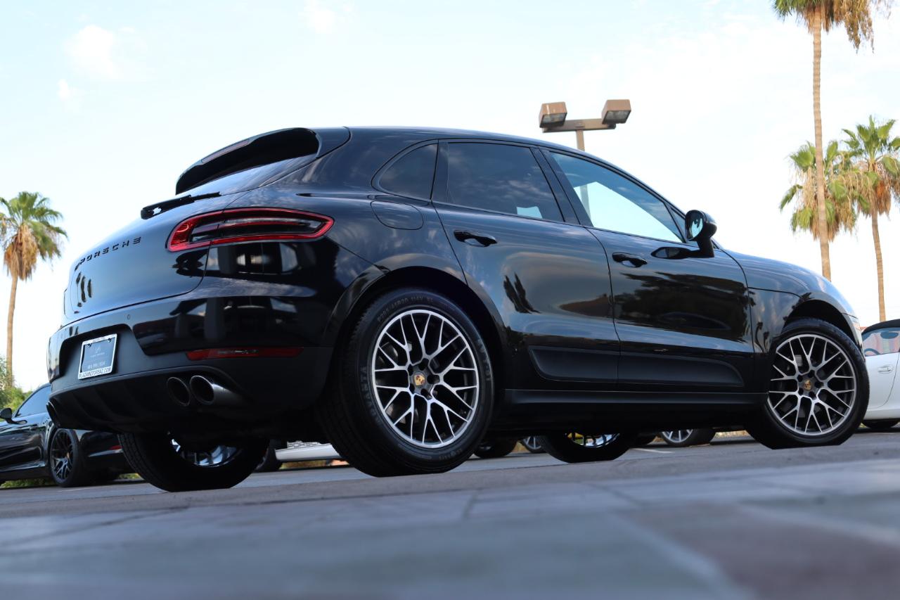 Porsche Macan Sport Edition AWD 2018