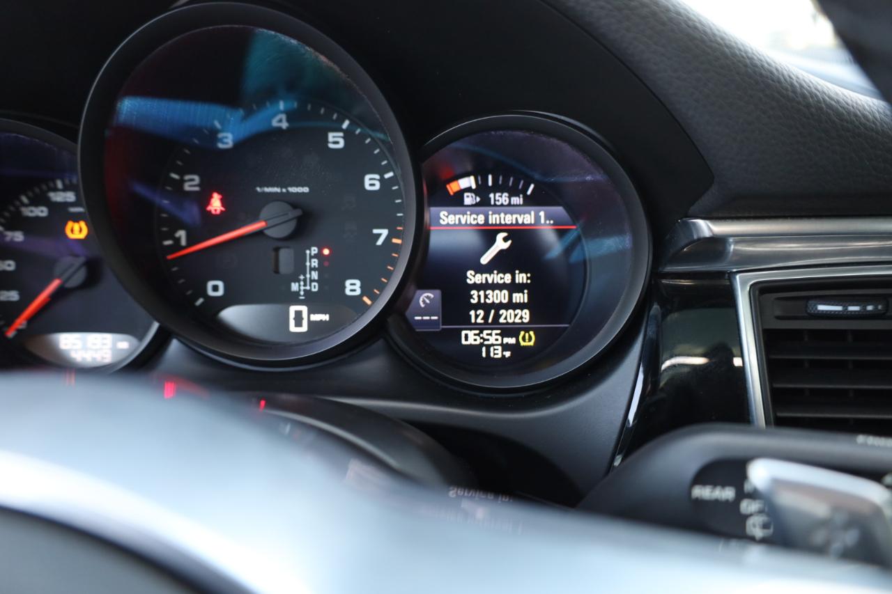 Porsche Macan Sport Edition AWD 2018