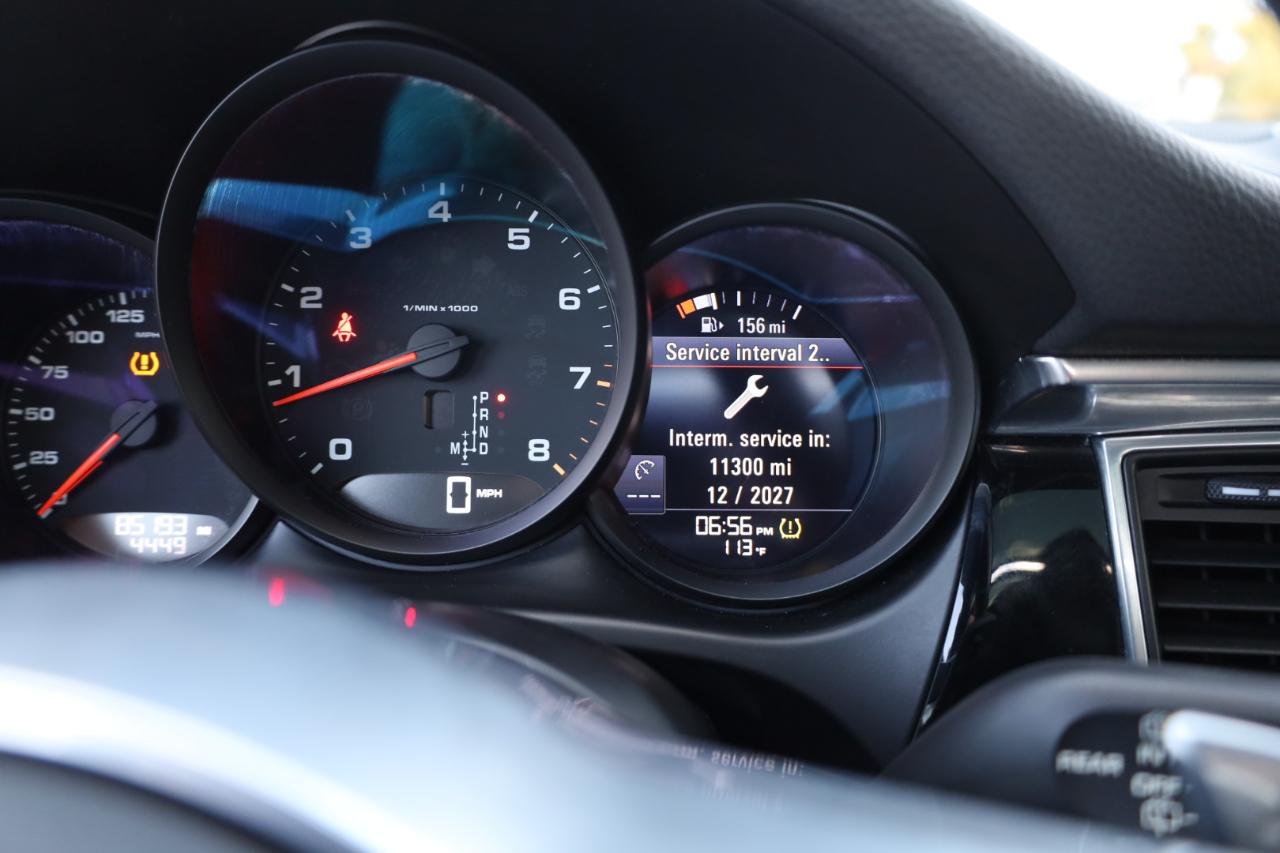 Porsche Macan Sport Edition AWD 2018