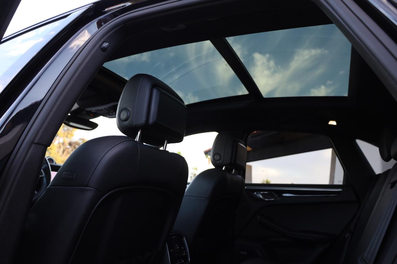 Porsche Macan Sport Edition AWD 2018
