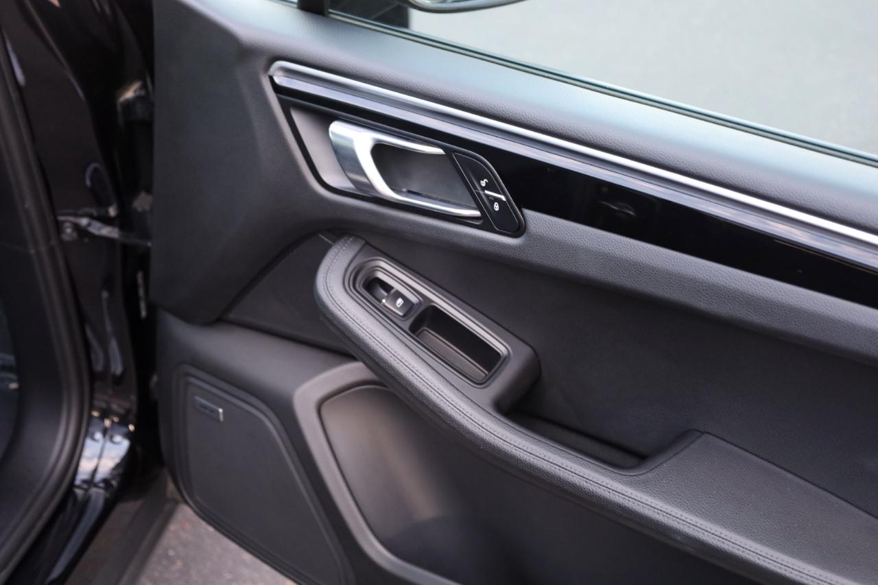 Porsche Macan Sport Edition AWD 2018