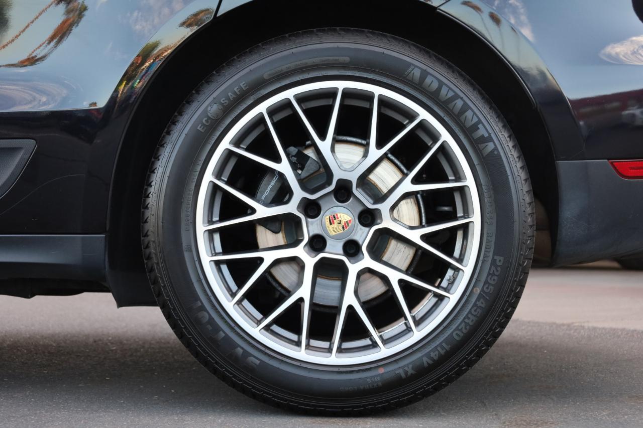 Porsche Macan Sport Edition AWD 2018
