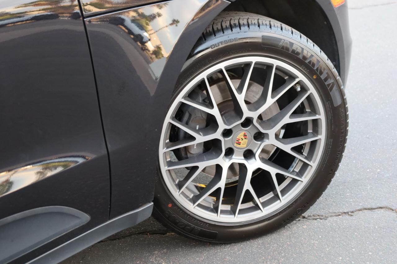 Porsche Macan Sport Edition AWD 2018