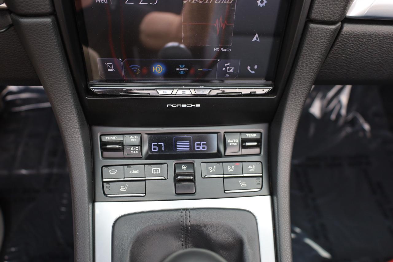 Porsche 911 Carrera S Cabriolet 2015