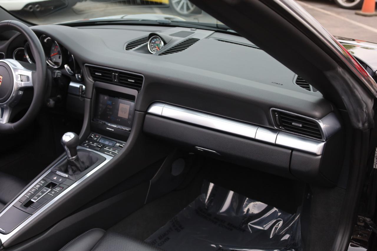 Porsche 911 Carrera S Cabriolet 2015