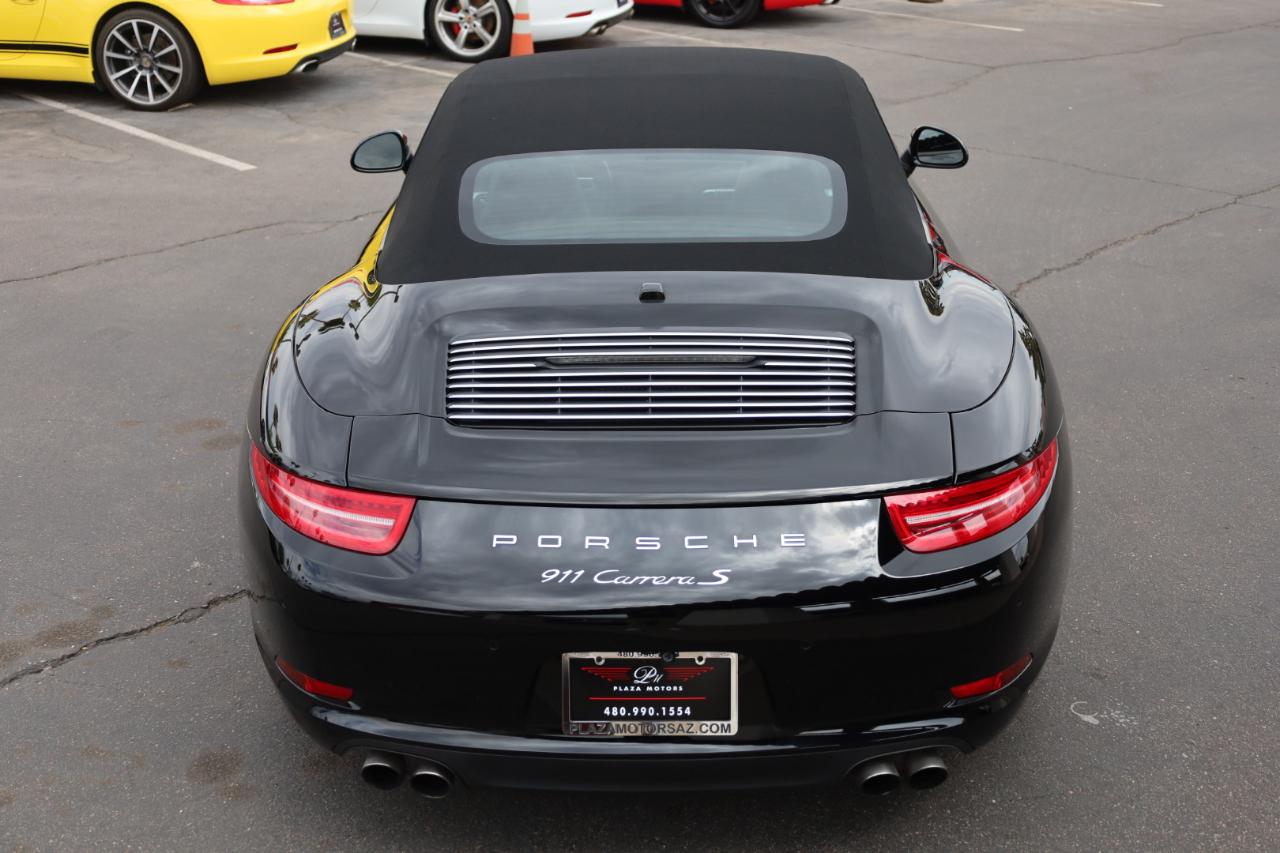 Porsche 911 Carrera S Cabriolet 2015