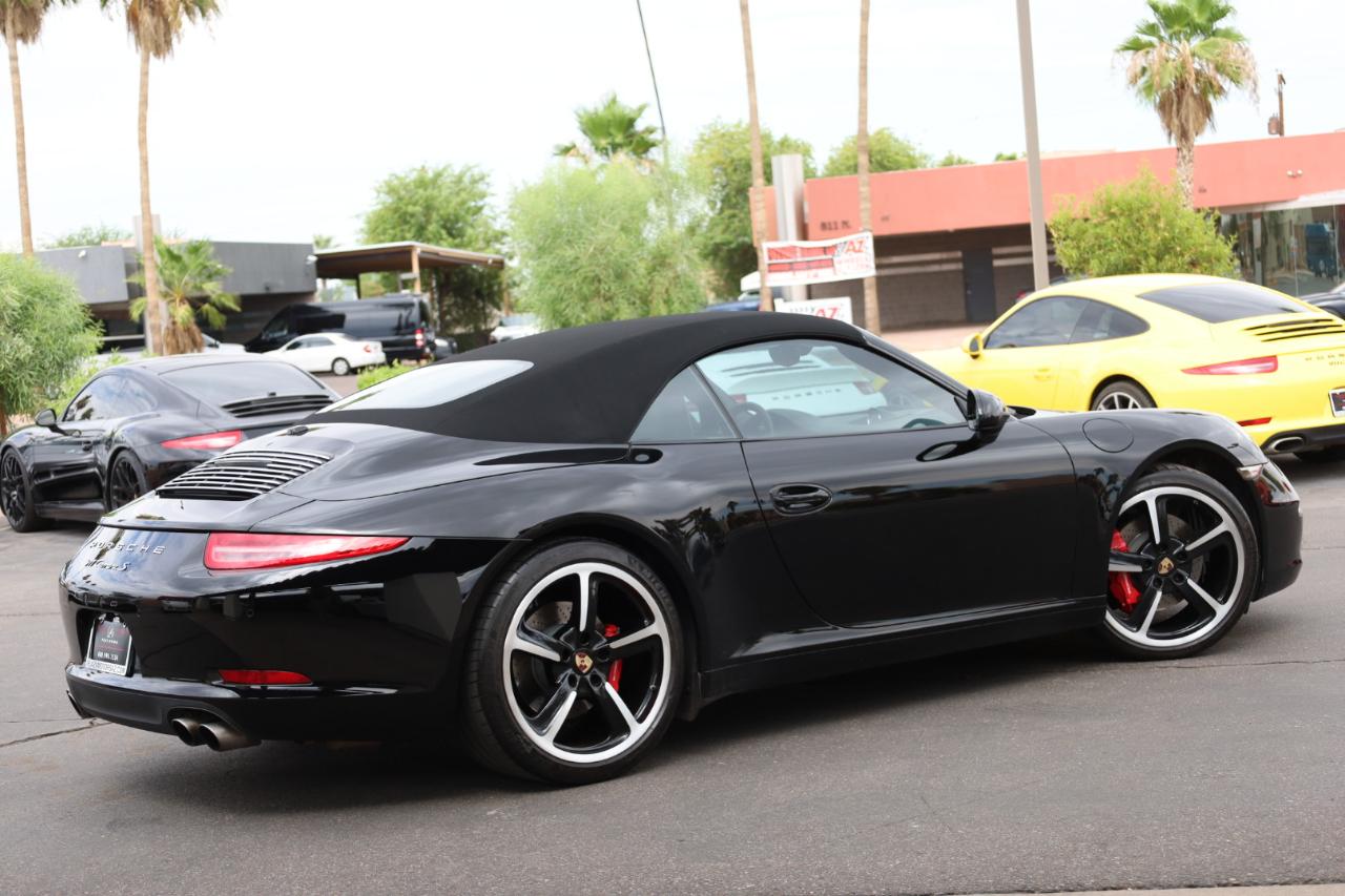 Porsche 911 Carrera S Cabriolet 2015