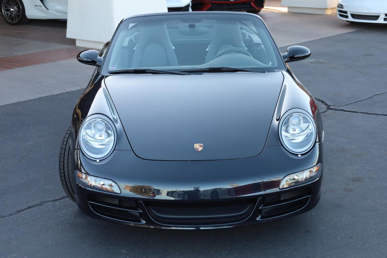 Porsche 911 Carrera Cabriolet 2006