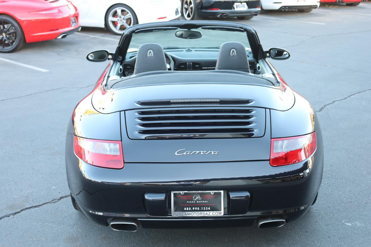 Porsche 911 Carrera Cabriolet 2006