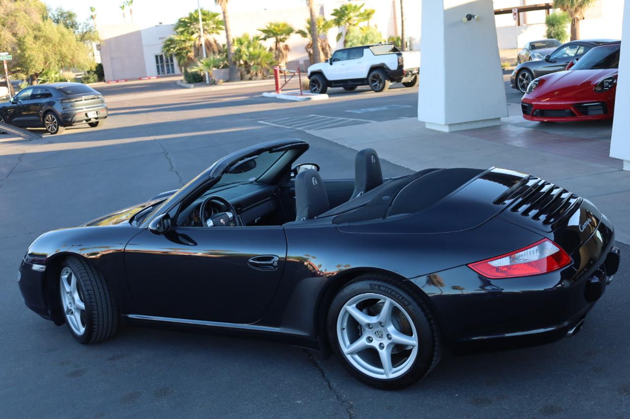 Porsche 911 Carrera Cabriolet 2006