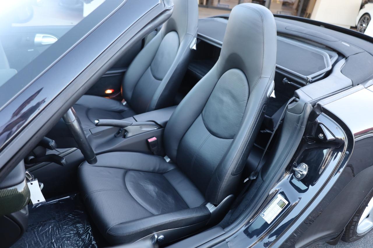 Porsche 911 Carrera Cabriolet 2006