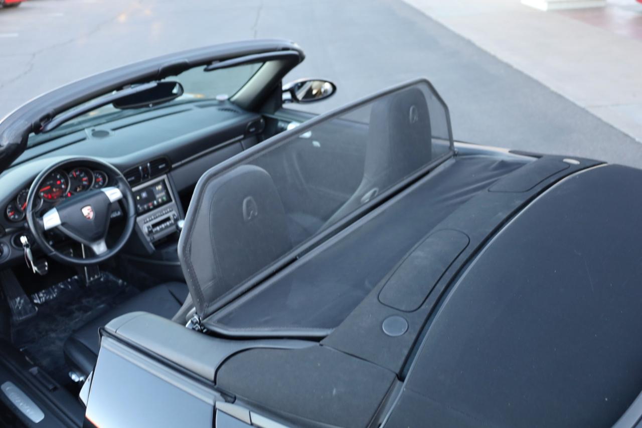 Porsche 911 Carrera Cabriolet 2006