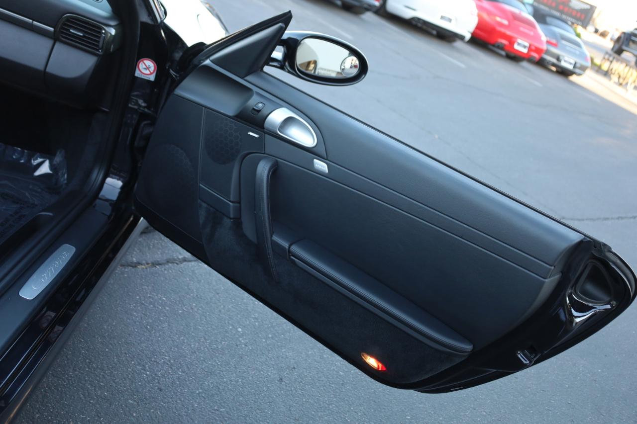 Porsche 911 Carrera Cabriolet 2006