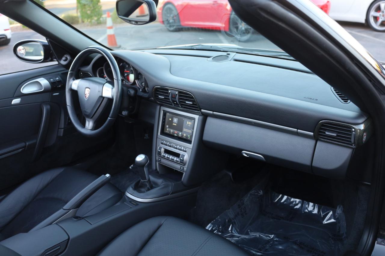 Porsche 911 Carrera Cabriolet 2006
