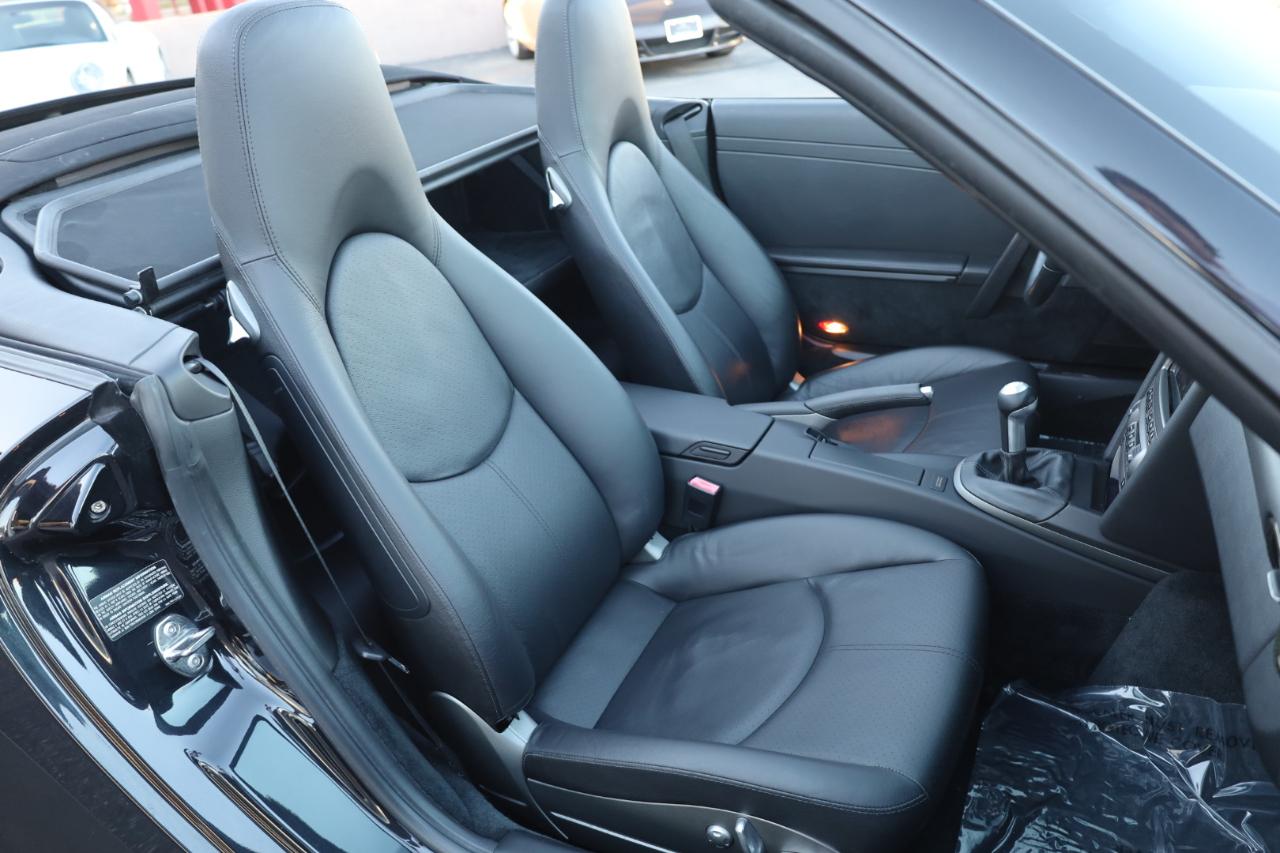 Porsche 911 Carrera Cabriolet 2006