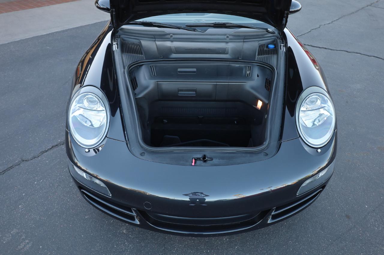 Porsche 911 Carrera Cabriolet 2006