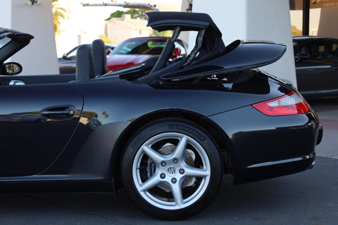 Porsche 911 Carrera Cabriolet 2006