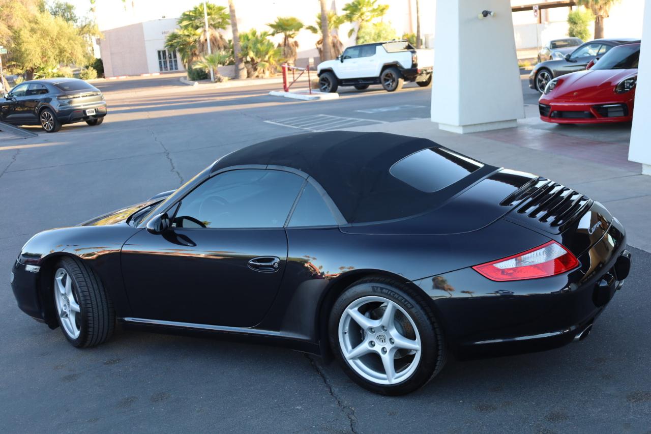 Porsche 911 Carrera Cabriolet 2006