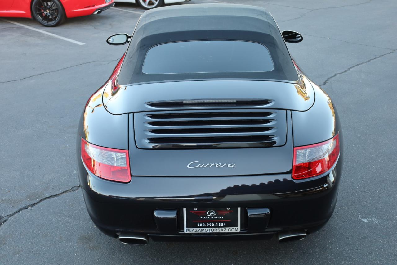 Porsche 911 Carrera Cabriolet 2006